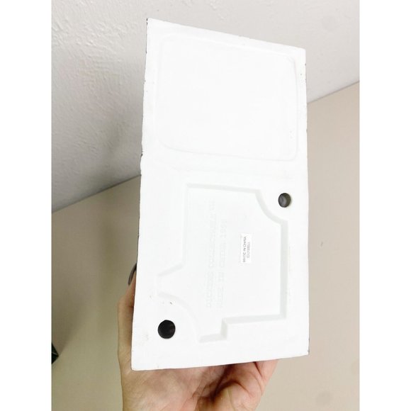 Dickens Collectibles Train Station & Cafe 1998 Lighted Porcelain Building In Box - Picture 3 of 9